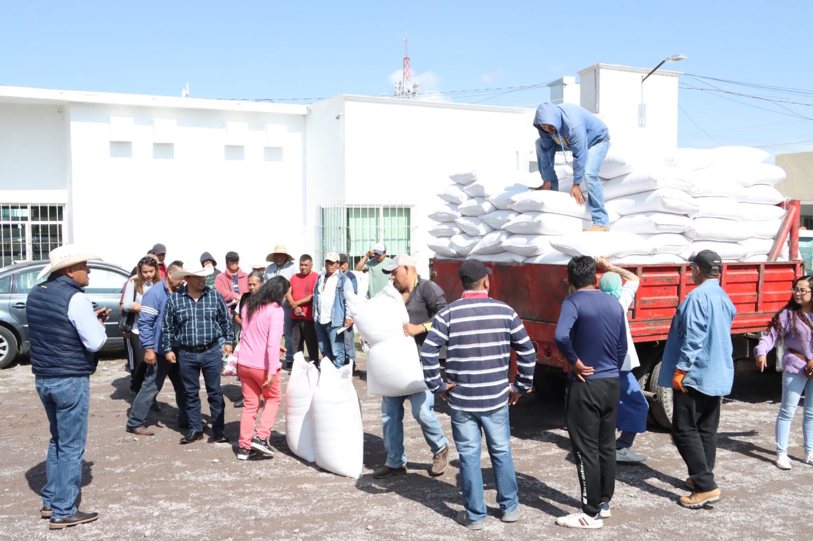 1688818416 6 Hoy el Gobierno Municipal a traves de la direccion de