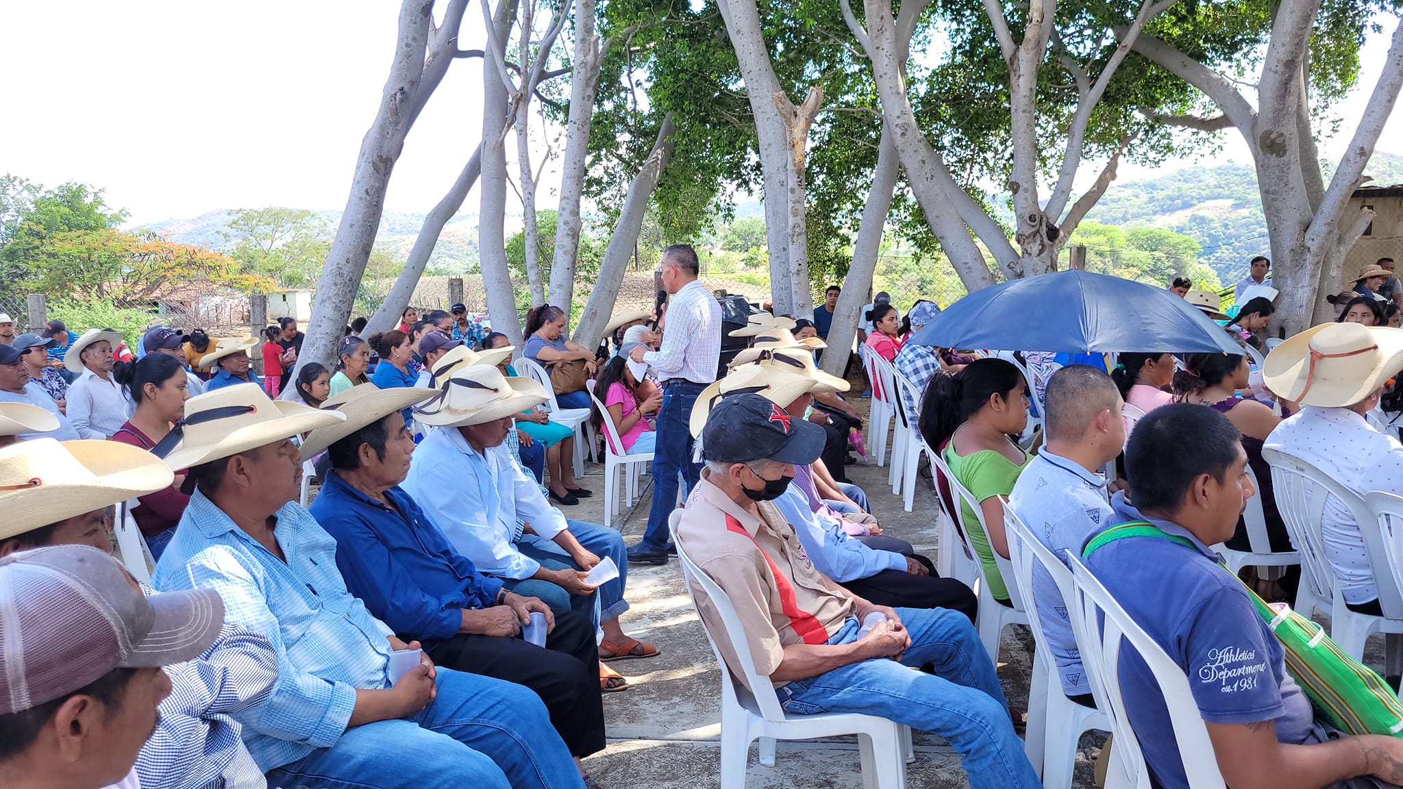 1688820805 399 Inauguramos pavimentacion de carretera en Corral Parota