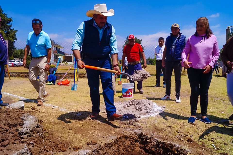 1688847392 805 En el Jardin de Ninos Gerardo Murillo de San Martin