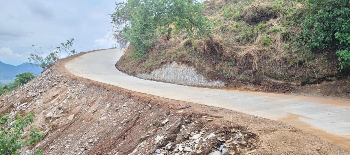 1688859979 RLR Siguiendo con las entregas de obras publicas en