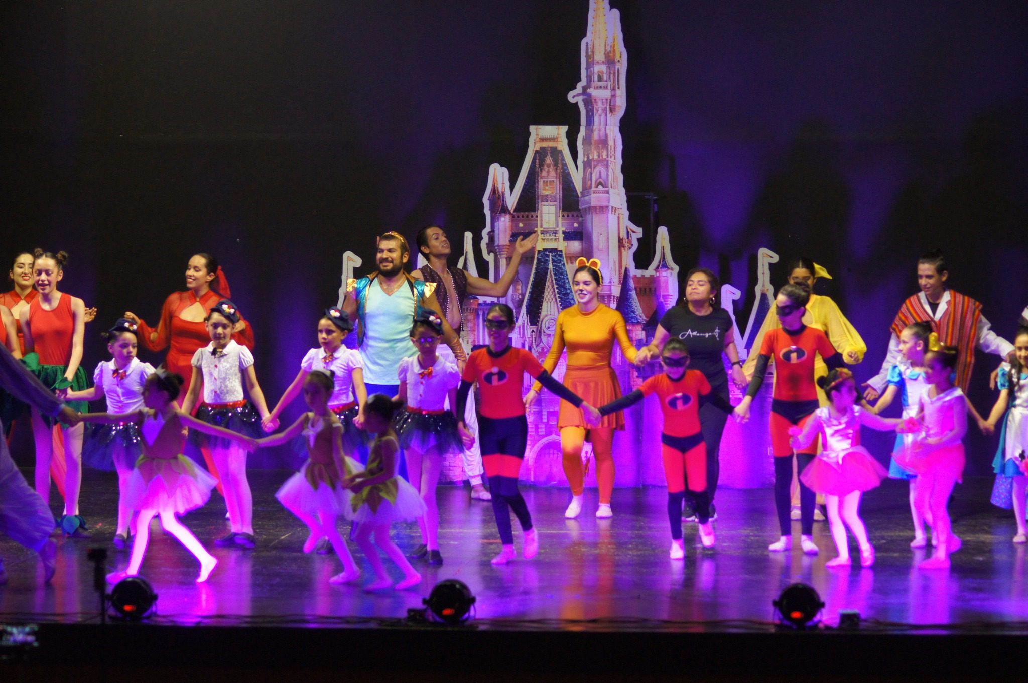 1689018741 228 EXITO DE BAILANDO DISNEY EN POLOTITLAN