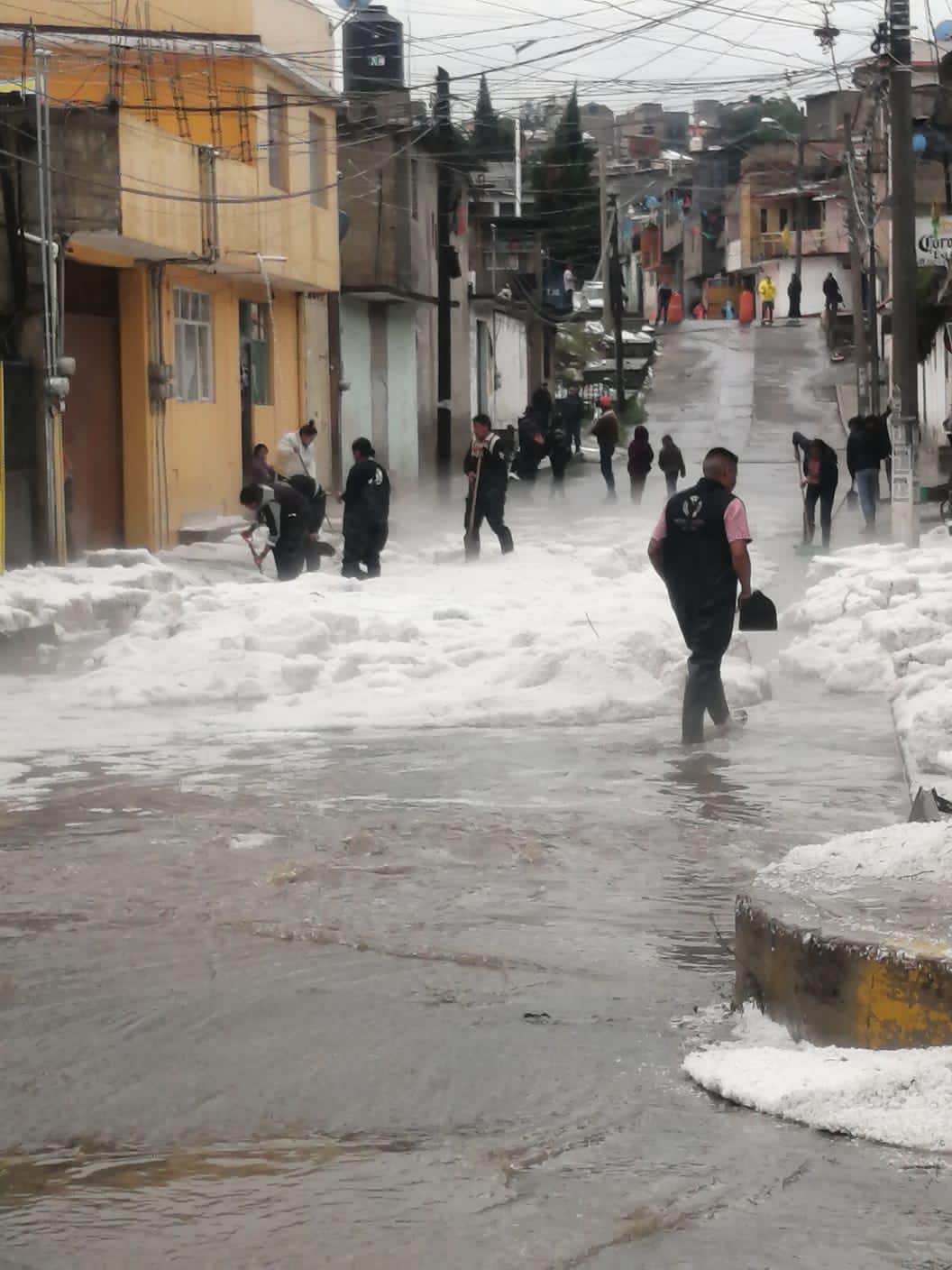 1689024895 La Coordinacion de Proteccion Civil y Bomberos atendio la emergencia