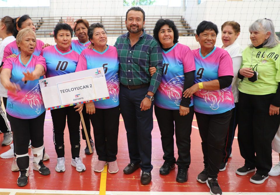 1689116860 332 En el Gimnasio Municipal Benito Juarez el Presidente Municipal Aldo