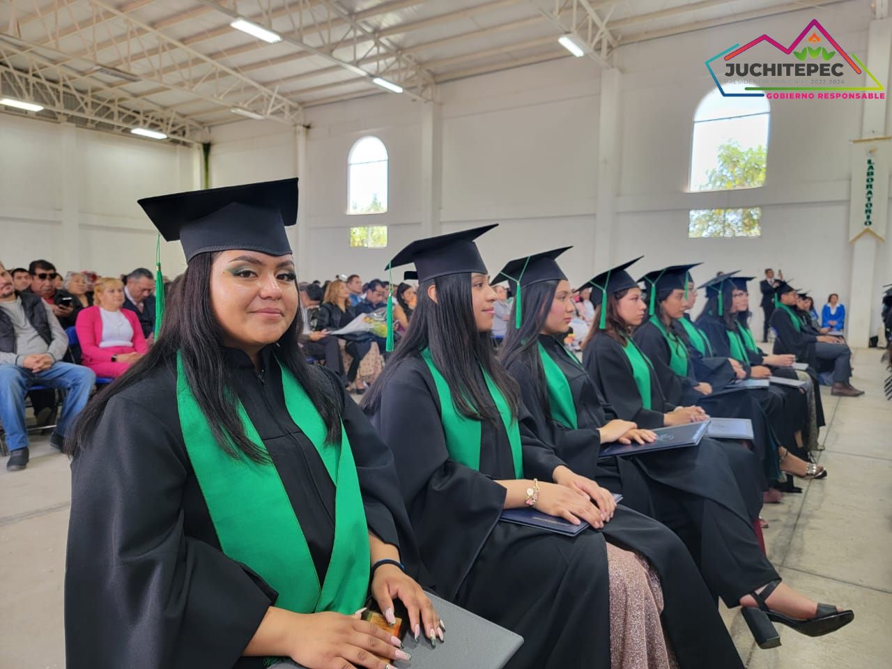 1689193969 953 Graduacion La Presidenta Municipal Marisol Nava Linares como invitada