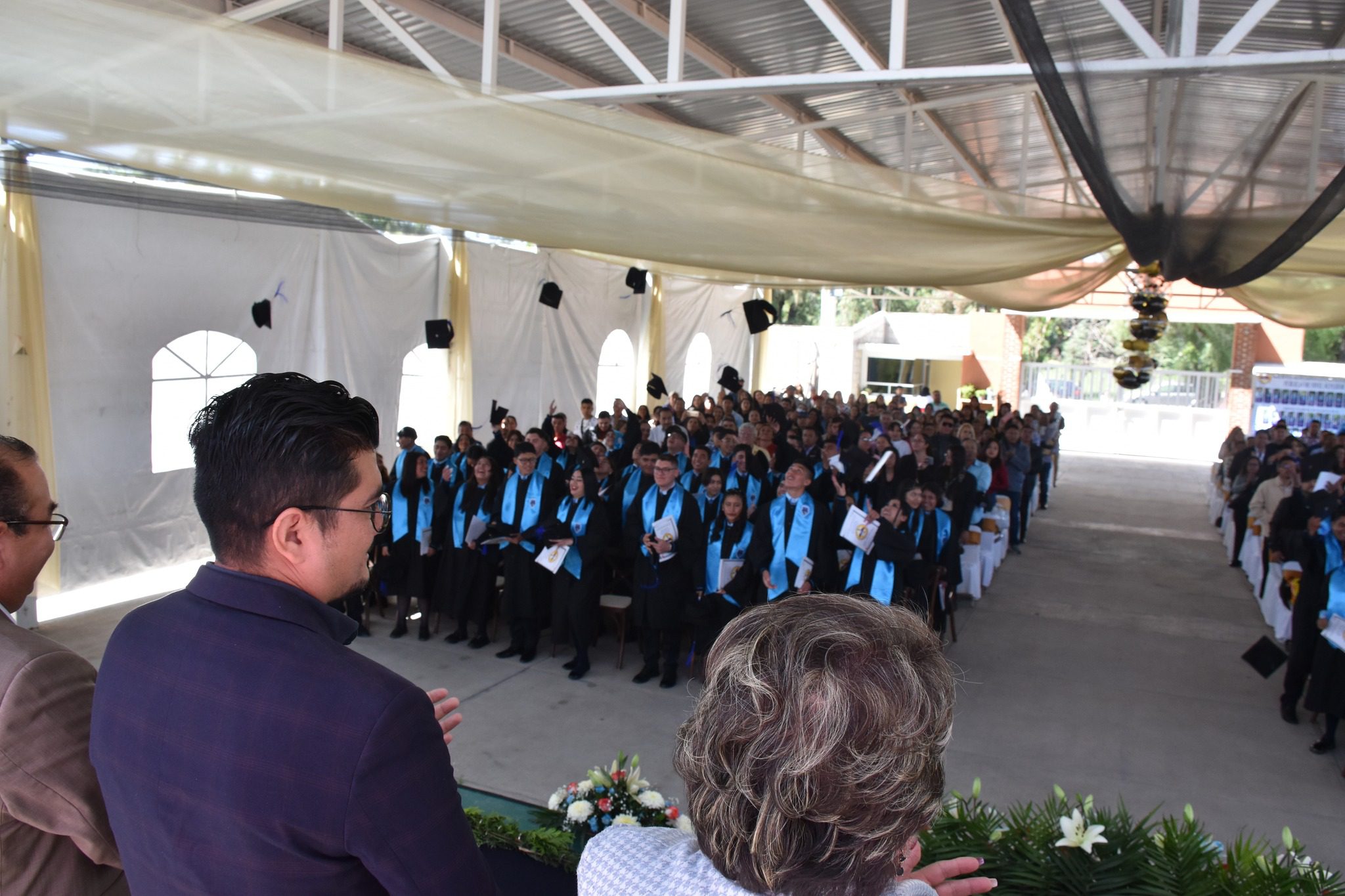 1689199838 Nuestra felicitacion a los alumnos graduados de la Escuela Preparatoria