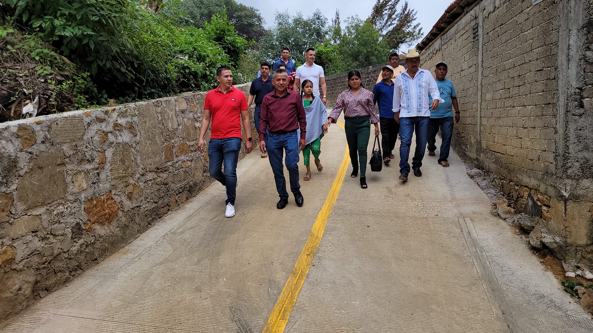 1690030330 430 Inauguramos rehabilitacion de drenaje y construccion de pavimento en calle