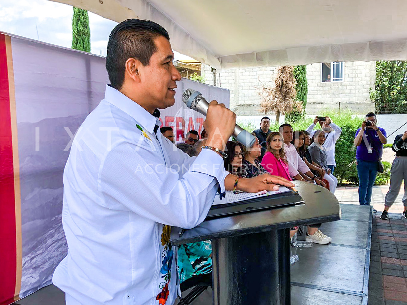 1690149297 611 Iniciamos la construccion de dos casas para las abuelitas y