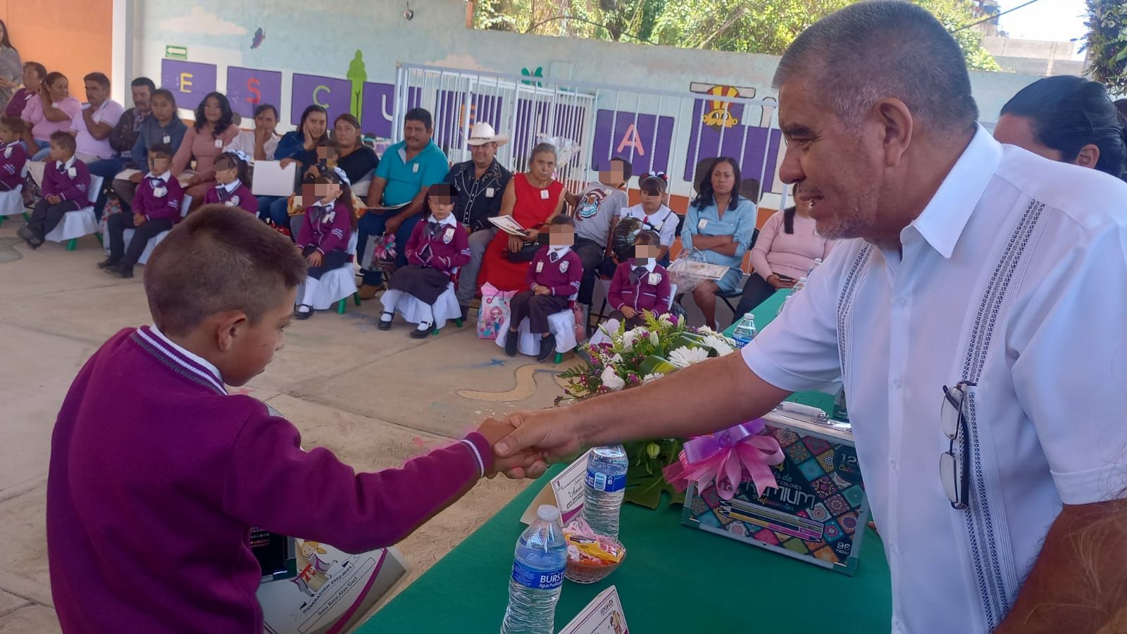 1690215526 297 Ceremonia de entrega de reconocimientos del Preescolar Amado Nervo de