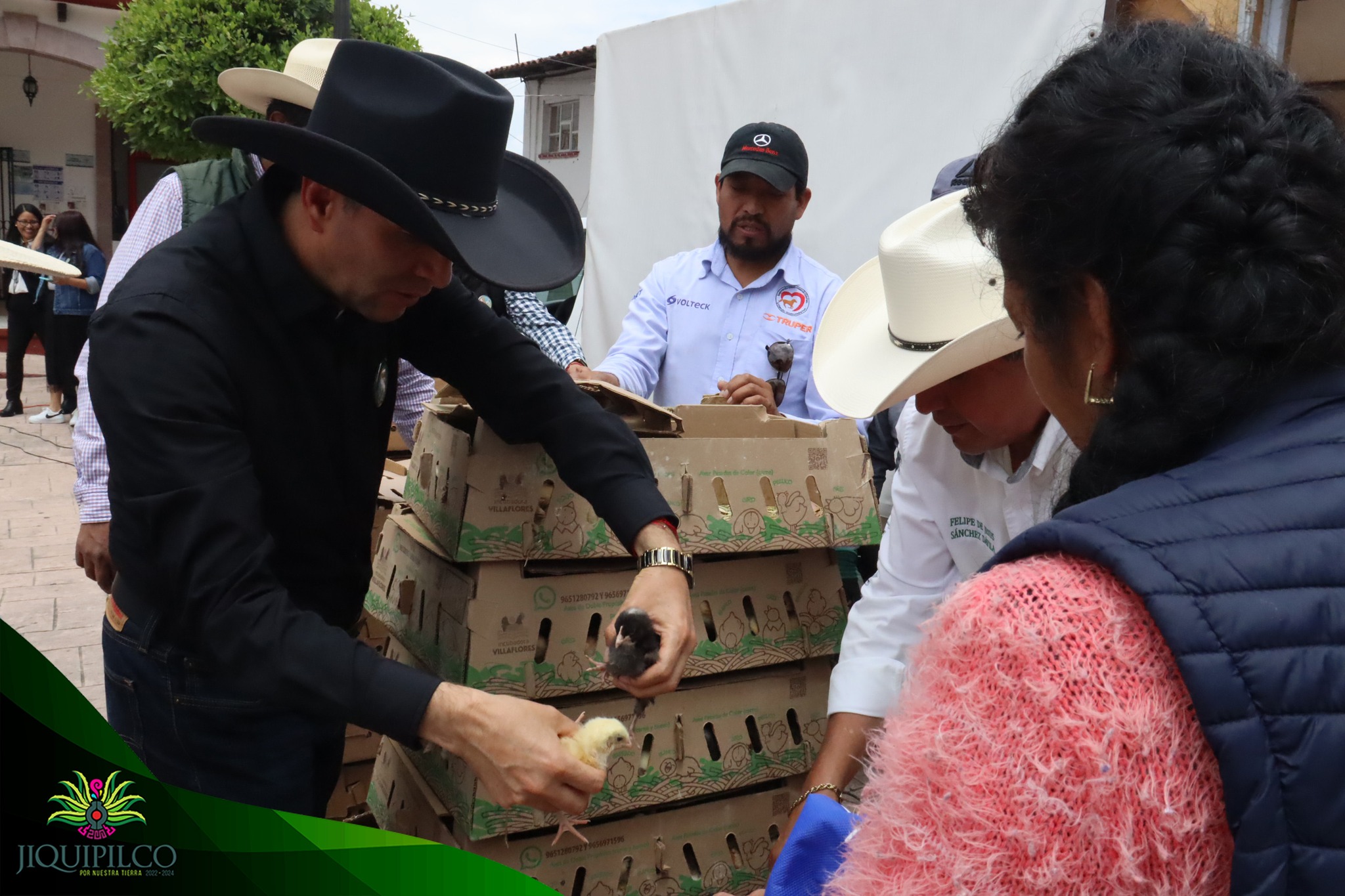 1690232103 146 Apoyando el gasto familiar de los jiquipilquenses se hace entrega