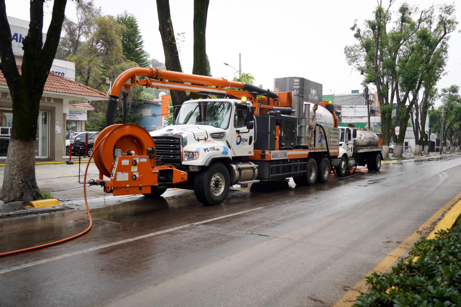 1690310408 35 Iniciamos el dia con una jornada de limpieza en Tlalnepantla