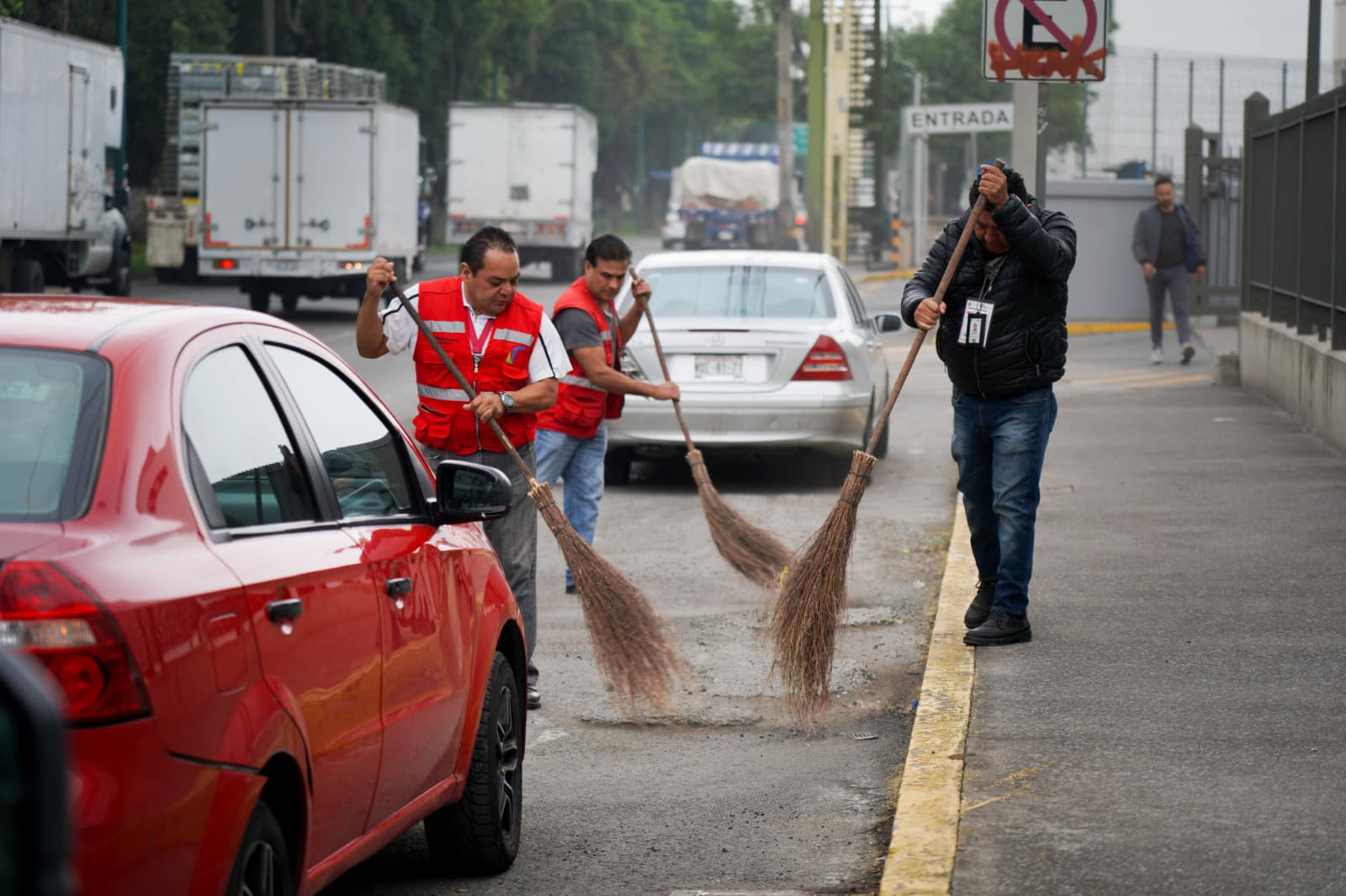 1690310412 187 Iniciamos el dia con una jornada de limpieza en Tlalnepantla