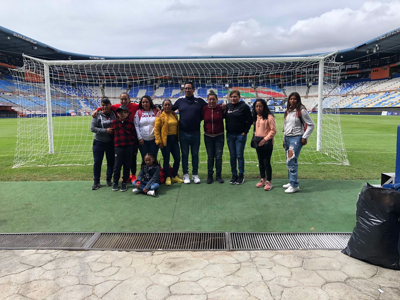 1690320872 99 CAMPEONAS DE LA LIGA FEMENIL VISITAN ESTADIO Y MUSEOS DE