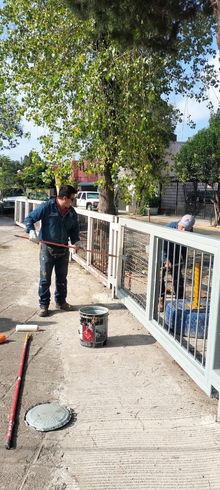 1690562777 815 Personal de ObrasPublicas realizaron trabajos de balizamiento pintura colocac