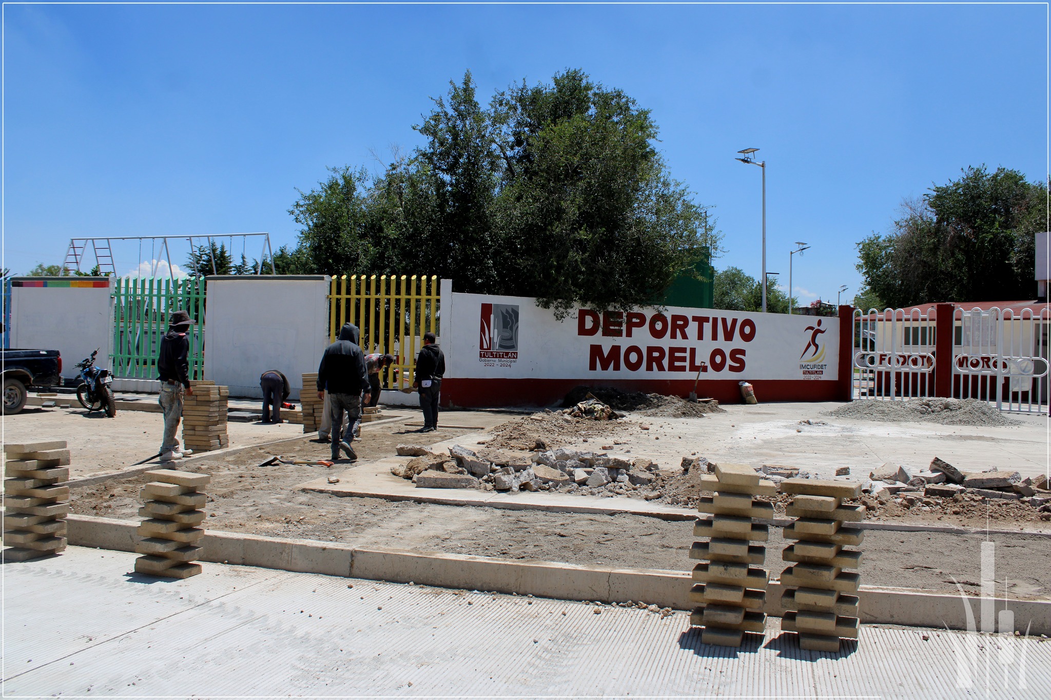 1690571537 830 SeguimosTransformandoTultitlan SeTrabajaEn Pavimentacion con concreto hidra