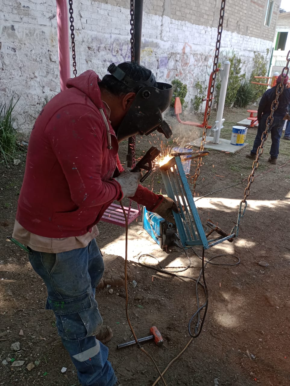 1690577644 15 Personal de ServiciosPublicos realizo trabajos de reparacion y mantenimiento a