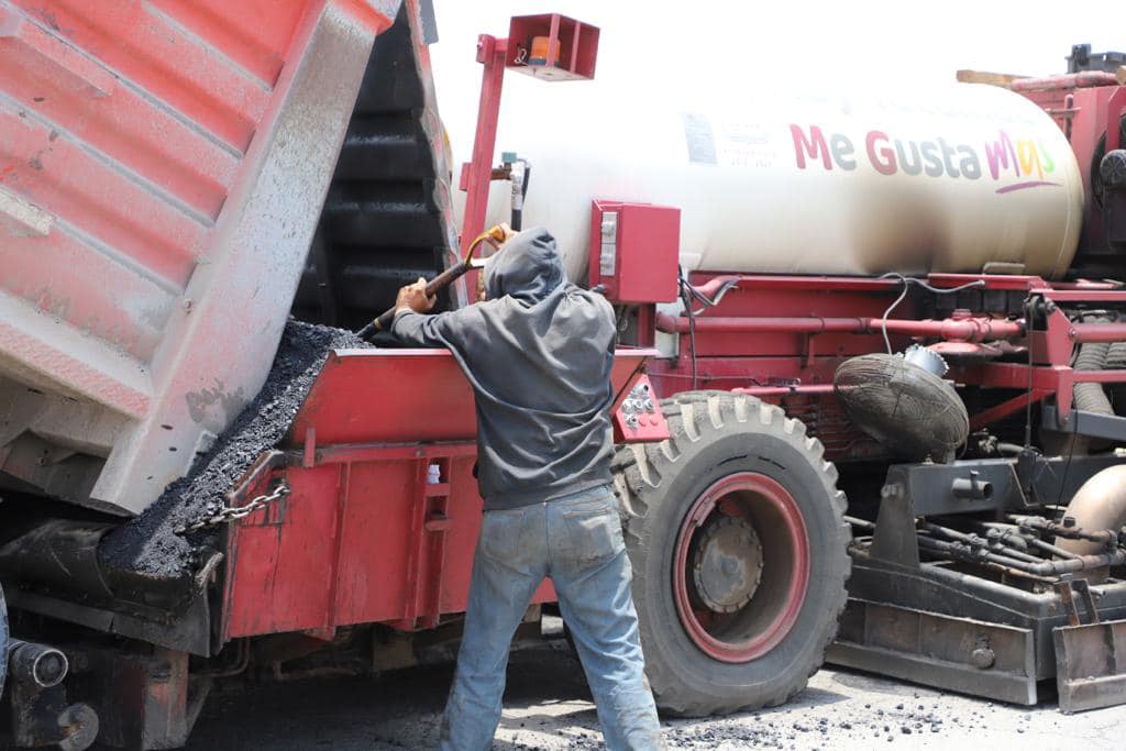 1690633244 817 Estamos rehabilitando las calles y avenidas de GeoSierraHermosa con el