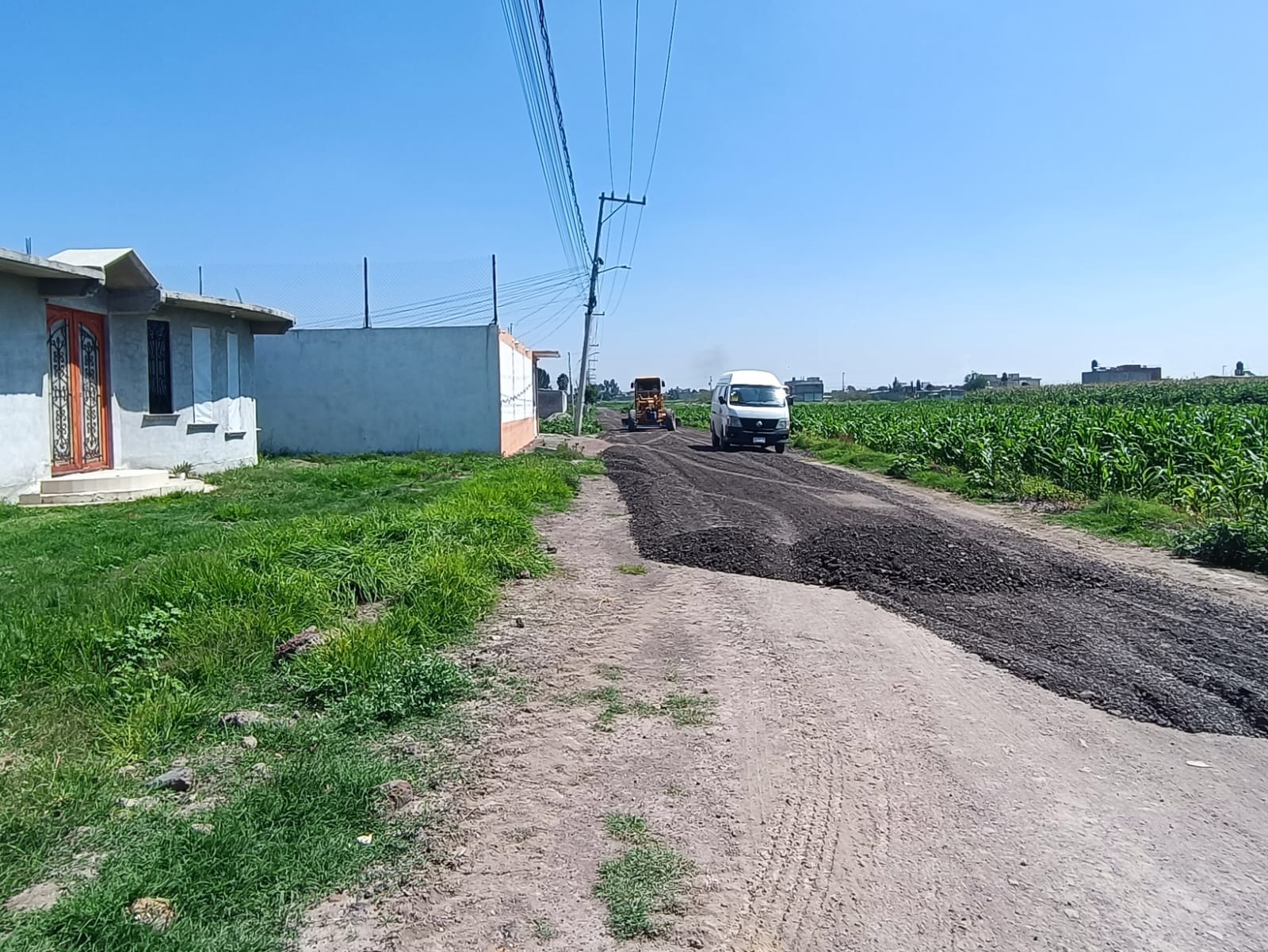 1690668622 76 Continua el trabajo de mantenimiento con material fresado hoy toco