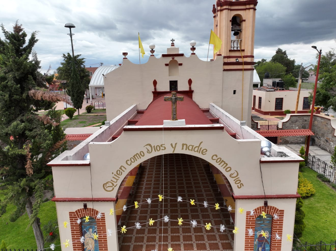 1690725785 619 ¡Descubre la majestuosa Capilla de San Miguel Arcangel en el