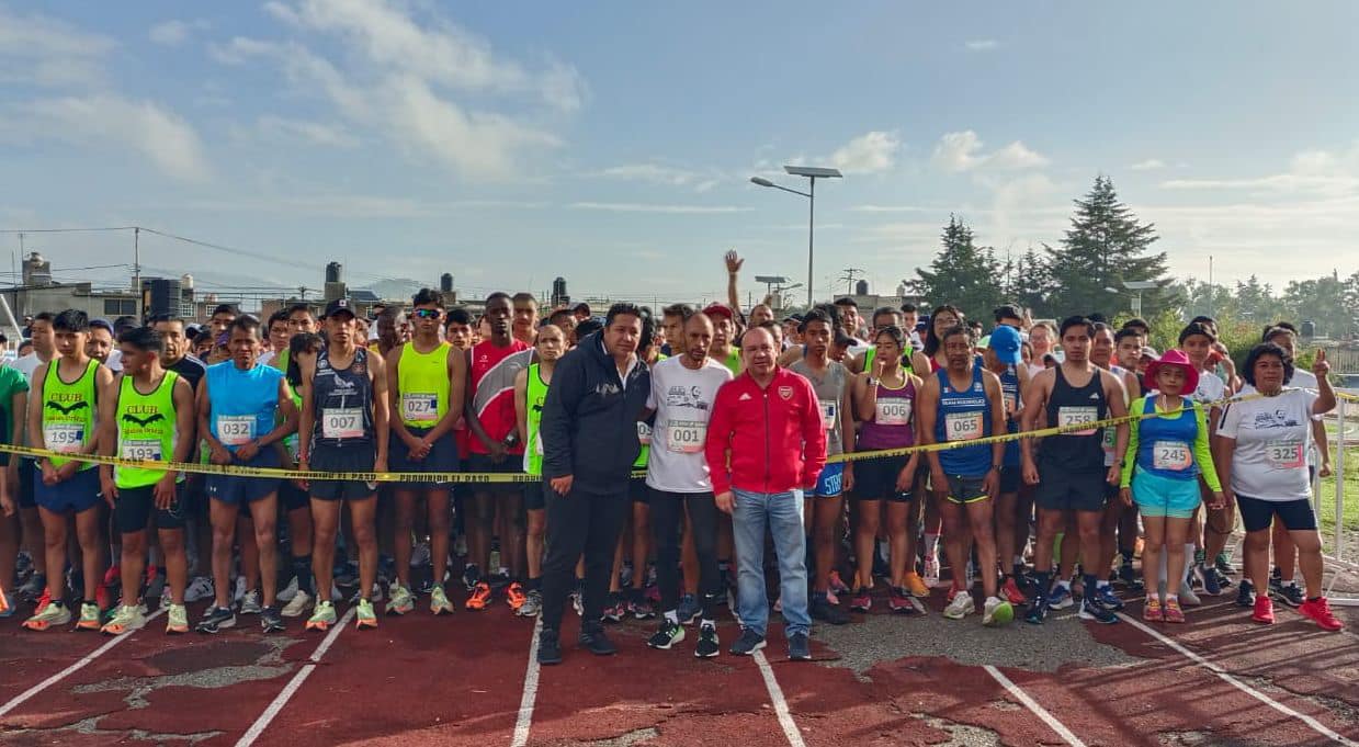 1690805743 322 Octava Carrera Atletica ArturoMalaquias ¡Felicidades a las y los corredores