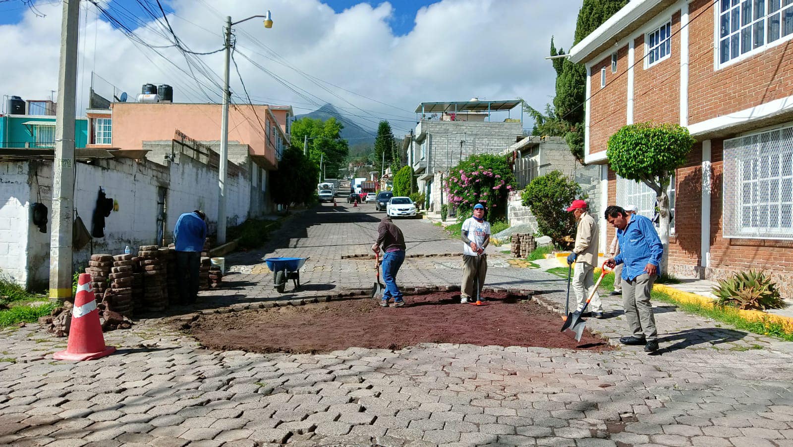 1690826651 935 Para rehabilitar las calles de nuestro municipio personal de Servicios