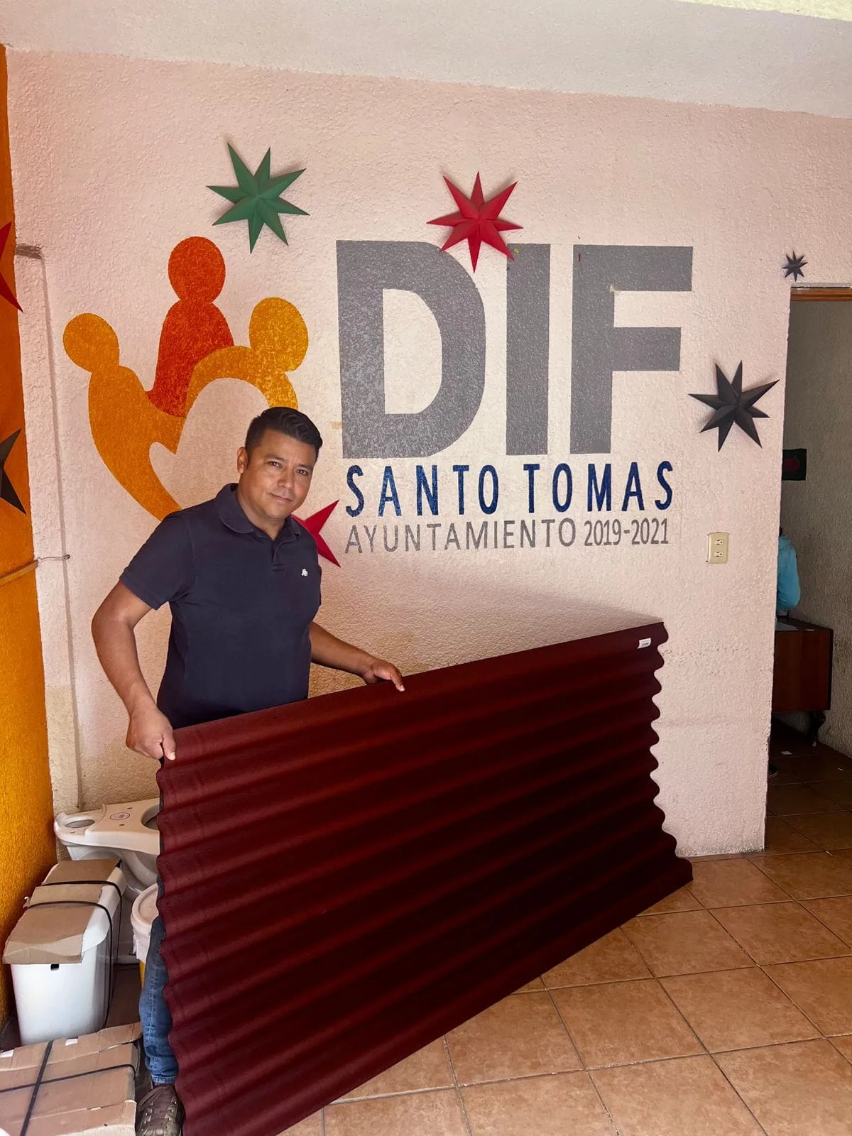 A traves del DIF Santo Tomas realizamos la entrega de jpg