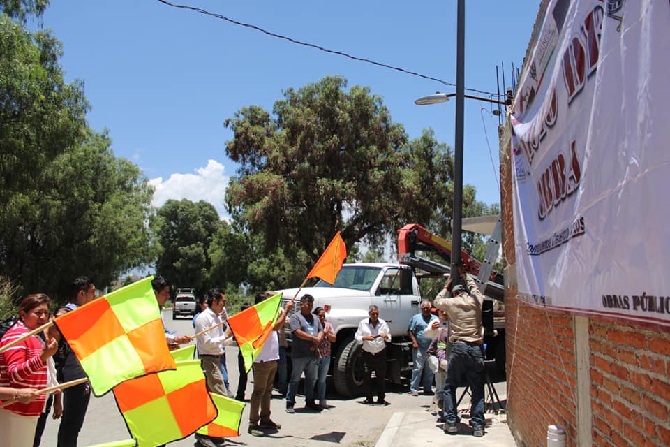 Arranque de Obra Instalacion de Alumbrado Publico Banquetas y Guarniciones