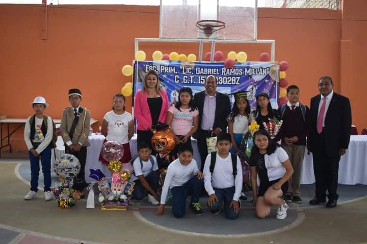 Clausura Escuela Primaria Lic Grabriel Ramos Millan Turno Vespertino