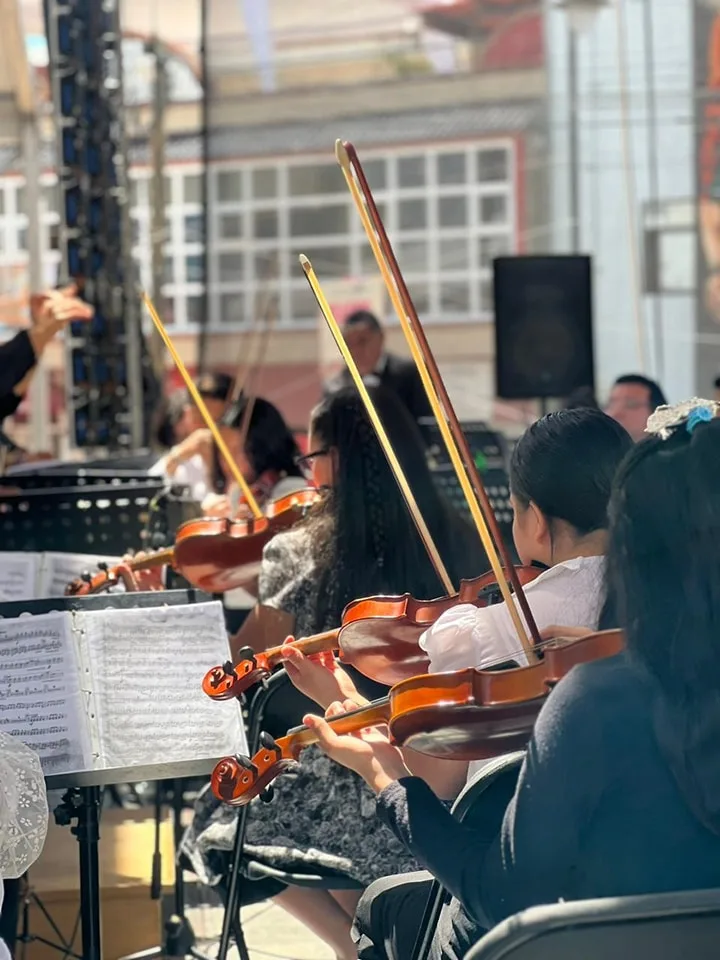 Con un concierto espectacular la Orquesta Sinfonica de Cuanalan participo jpg