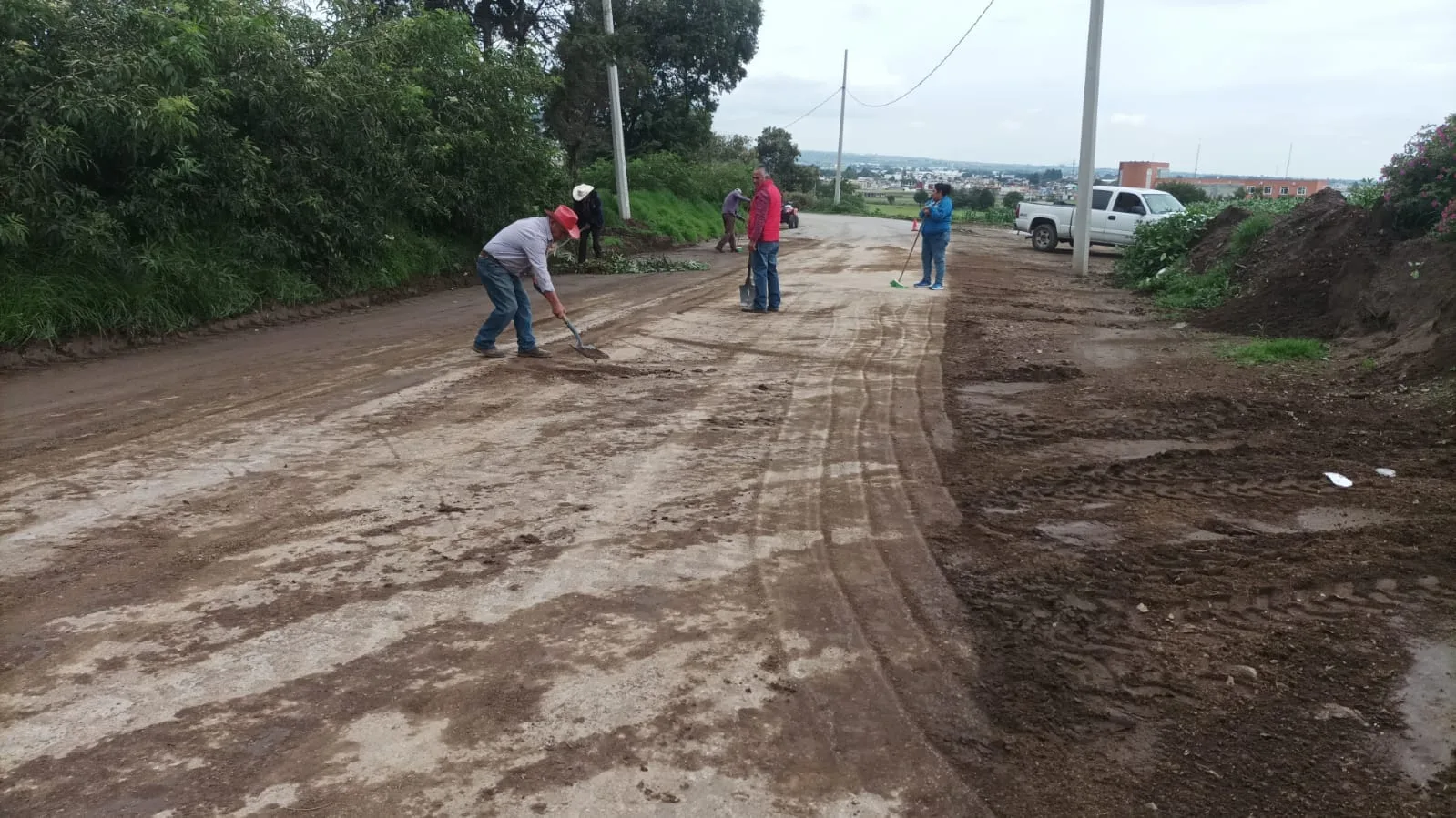 Hoy estamos en la jornada de limpieza para embellecer la jpg