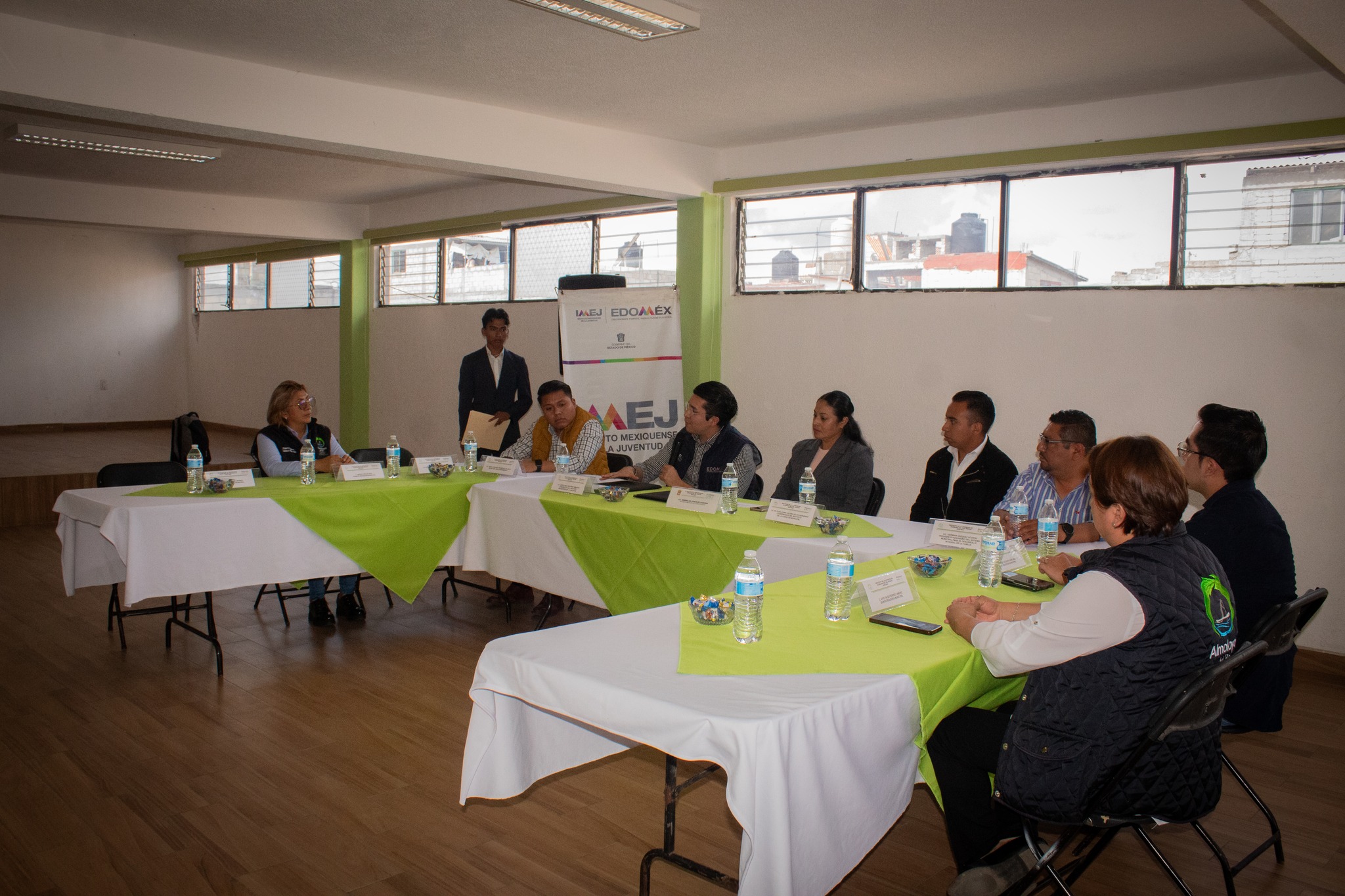 Nuestra Presidenta Municipal la Lic Esmeralda Gonzalez Lagunas a traves