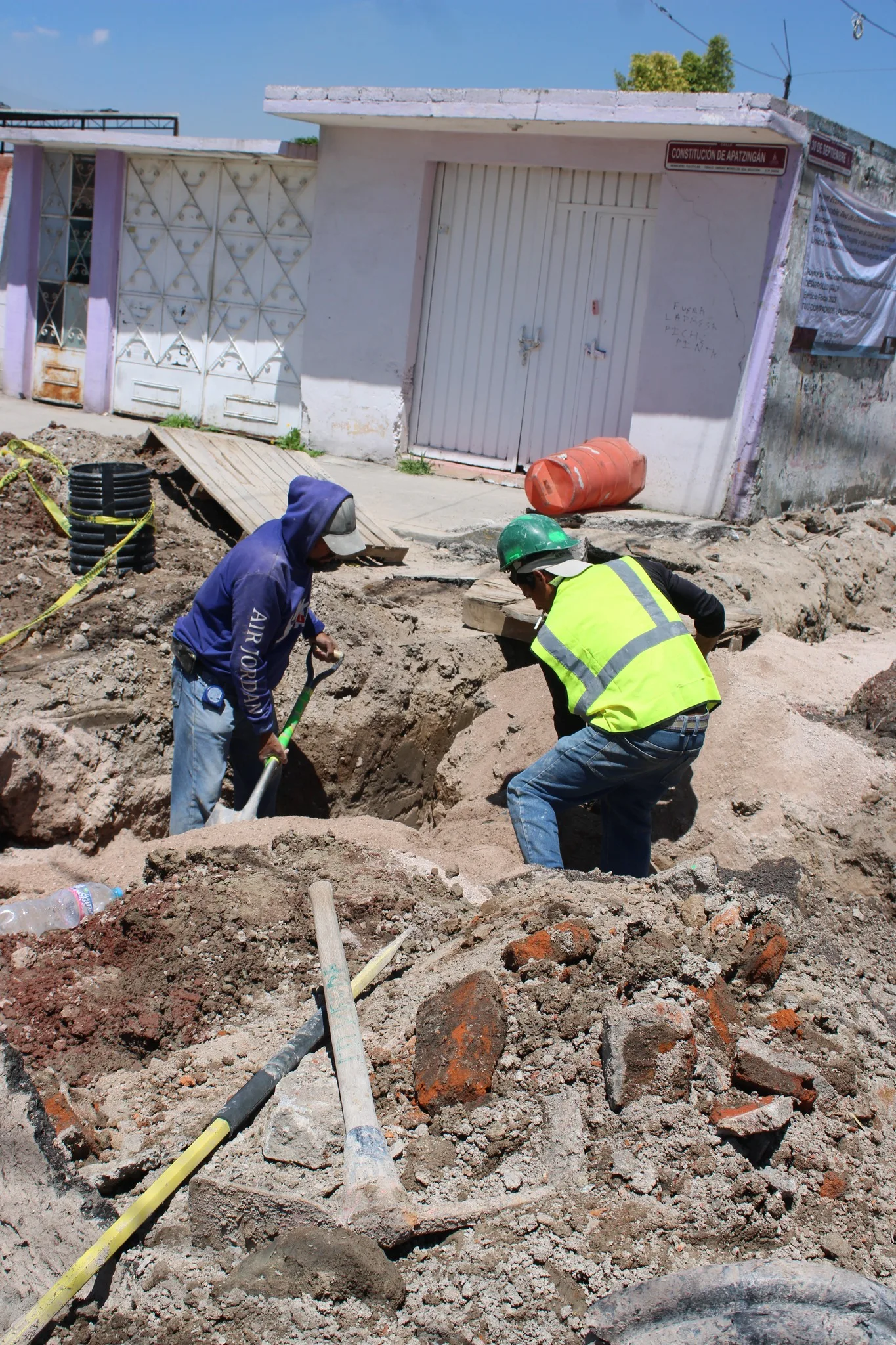 SeguimosTransformandoTultitlan SeTrabajaEn Pavimentacion con concreto hidra jpg