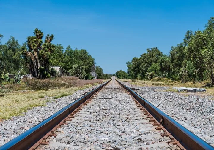 ¡Descubre el encanto de las vias de tren en Nopaltepec jpg