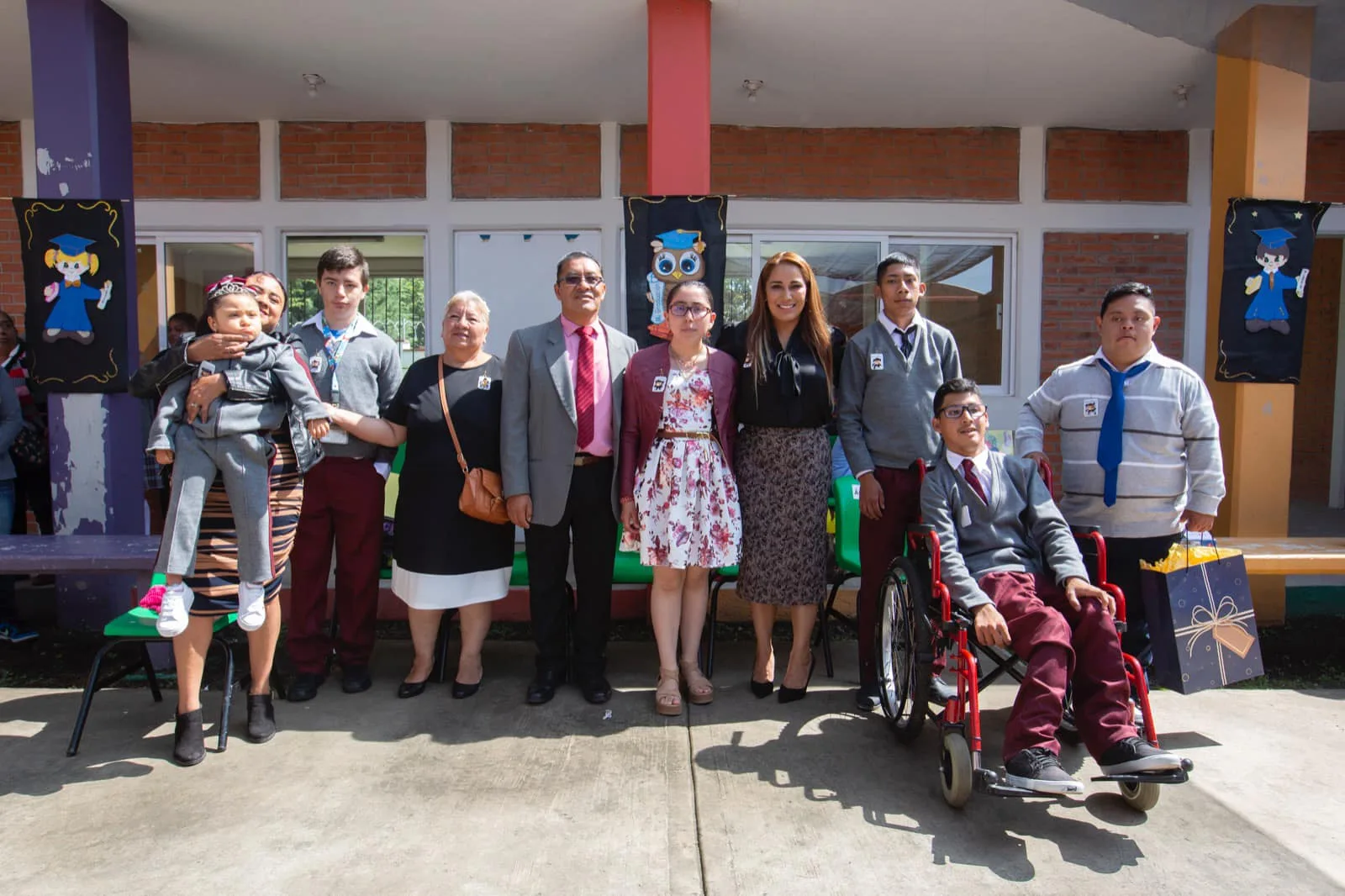 ¡Felicidades Graduados del CAM Me llena de alegria ser parte jpg