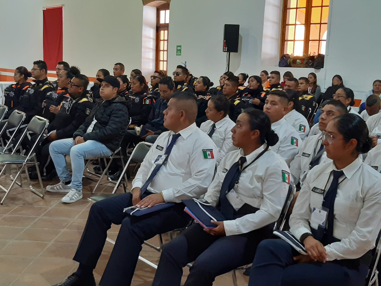 1690893001 525 FGJEM IMPARTE CONFERENCIA DELITO DE TRATA DE PERSONAS A SERVIDORES