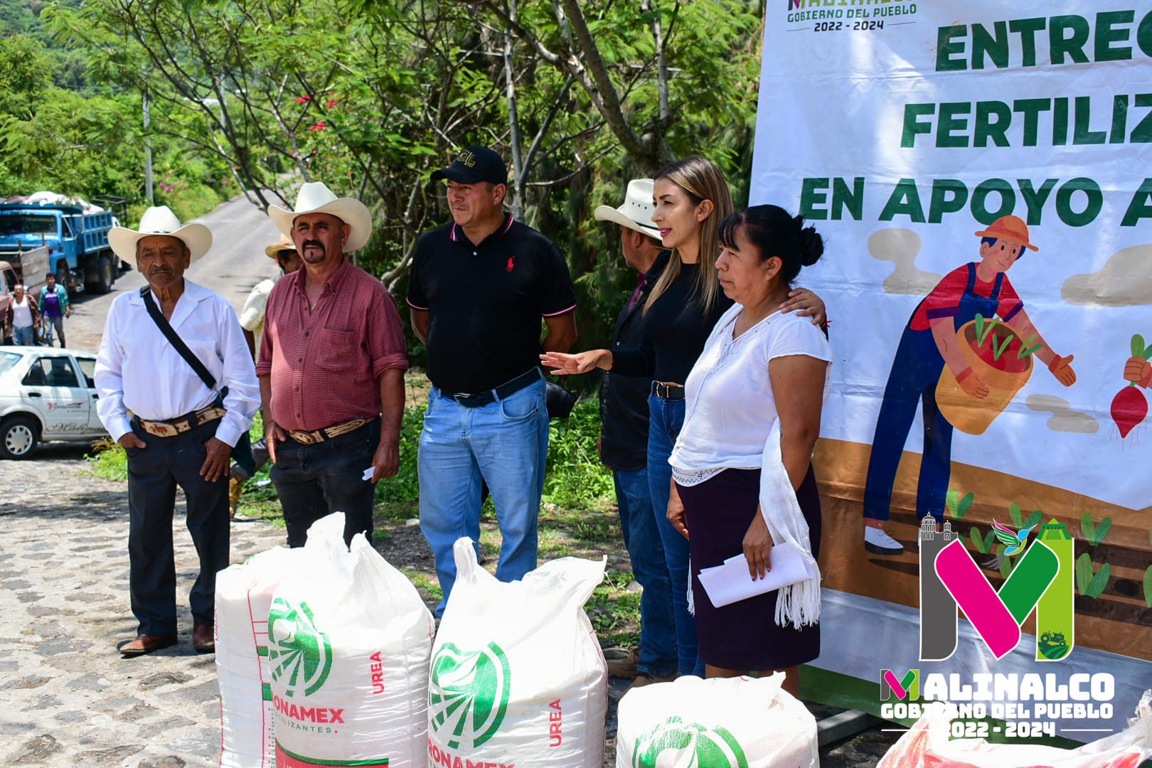 1690925872 547 Seguimos entregando fertilizante a nuestros amigos campesinos del municipio En