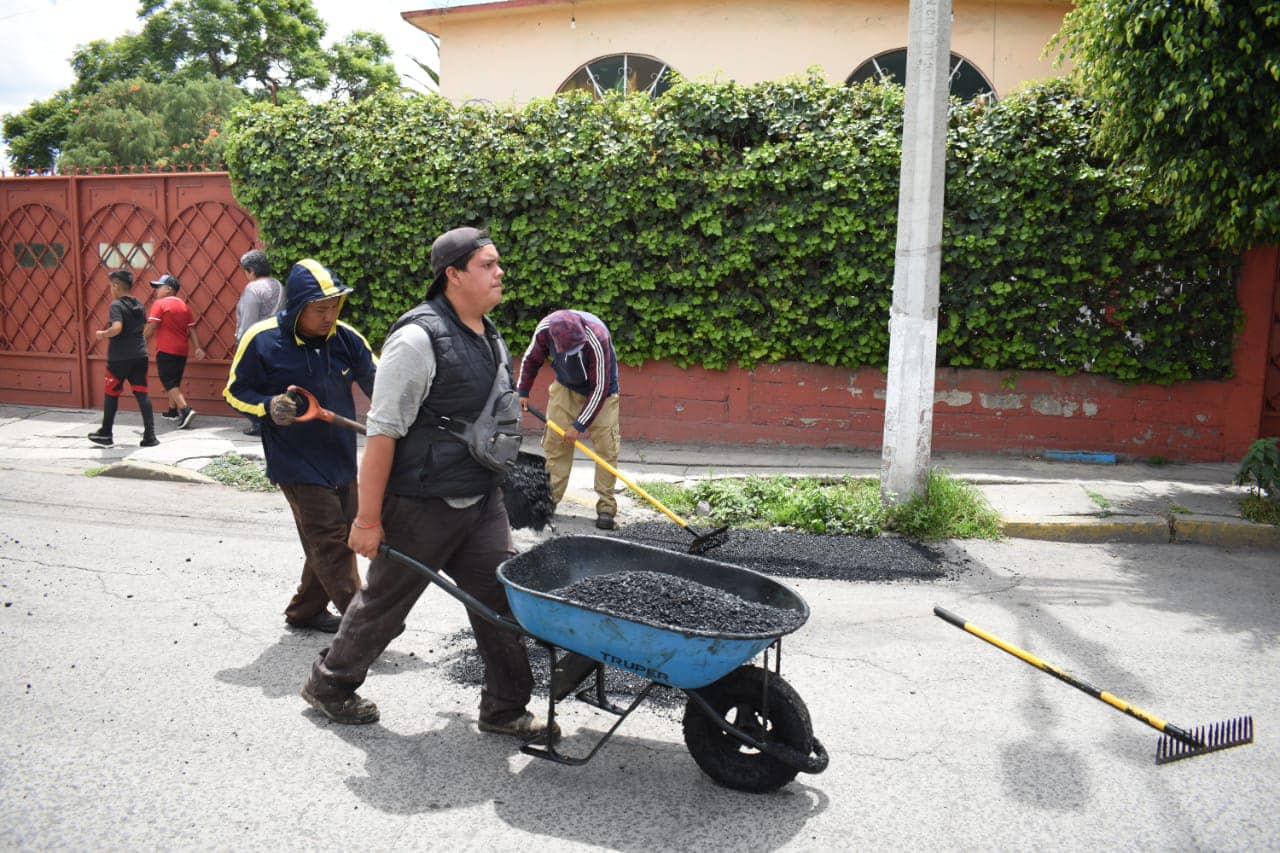 1690987605 947 Para tener vialidades seguras y transitables personal de Servicios Publicos