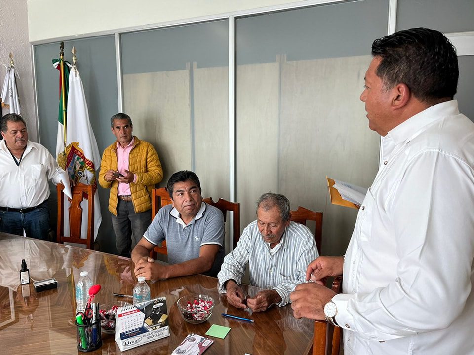 1690988034 976 ENTREGA DE APOYO A PORCICULTORES DEL PUEBLO