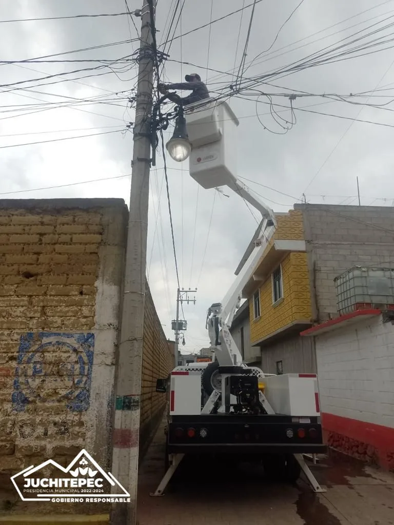 1691070174 Luminarias El Gobierno Municipal que dirige la Lic Marisol jpg