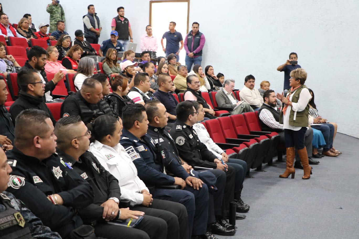 1691085011 456 SEGURIDAD La Presidenta Municipal Cristina Gonzalez Cruz encabeza la