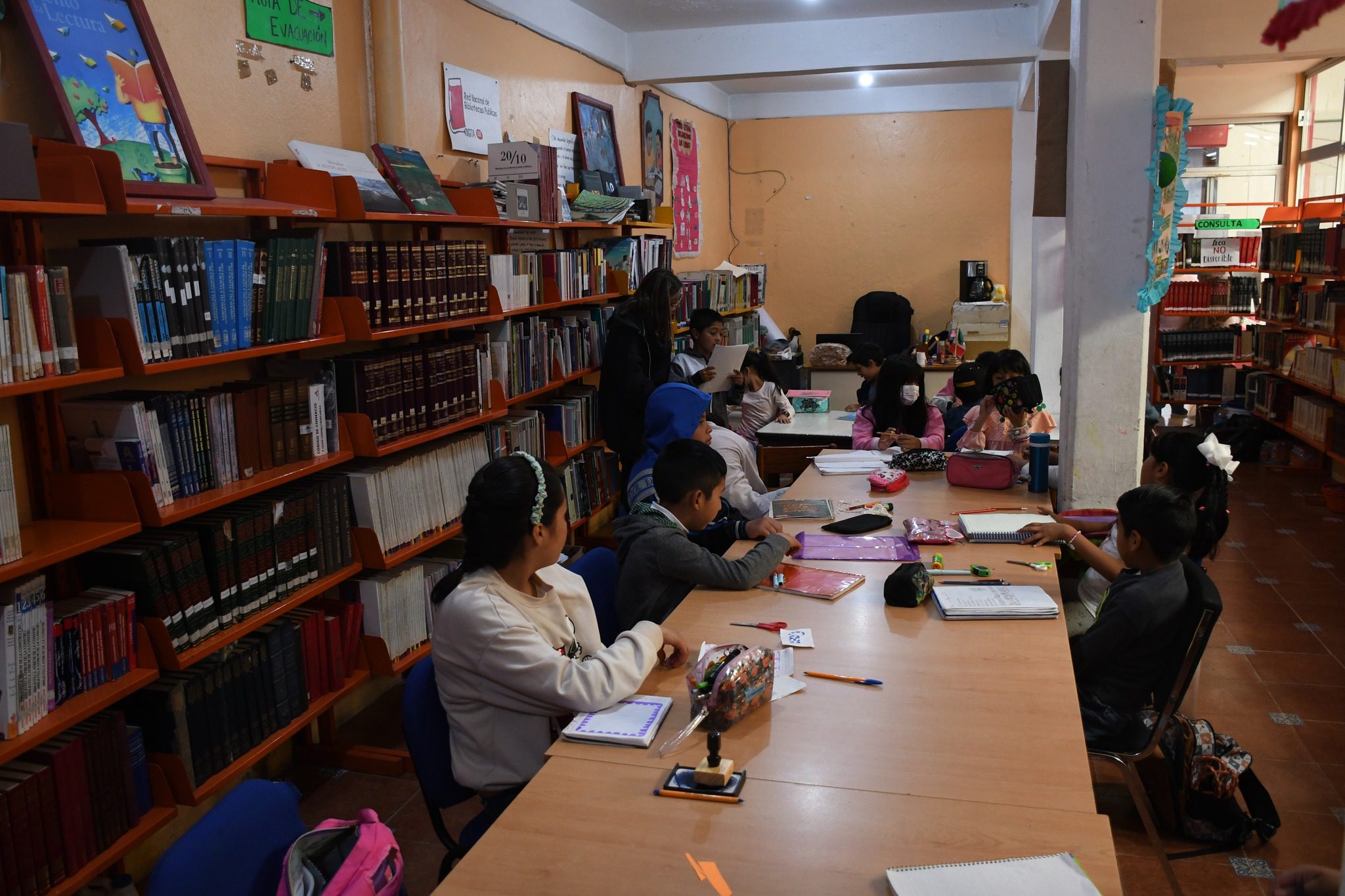 1691091796 244 Asi transcurre el curso de verano en la Biblioteca de