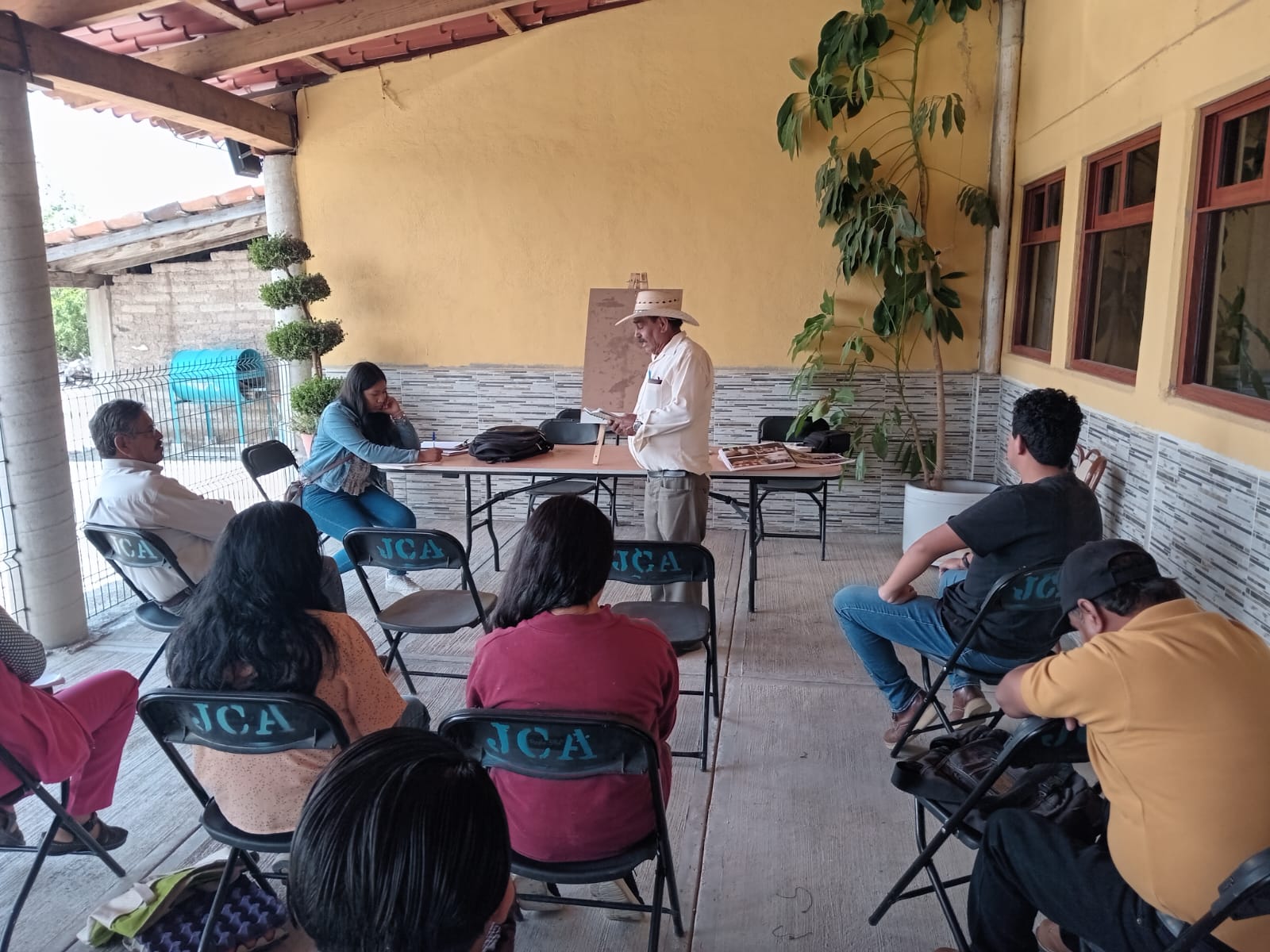 1691099103 902 ¡En Otzolotepec seguimos apoyando al campo con ciencia y tecnologia