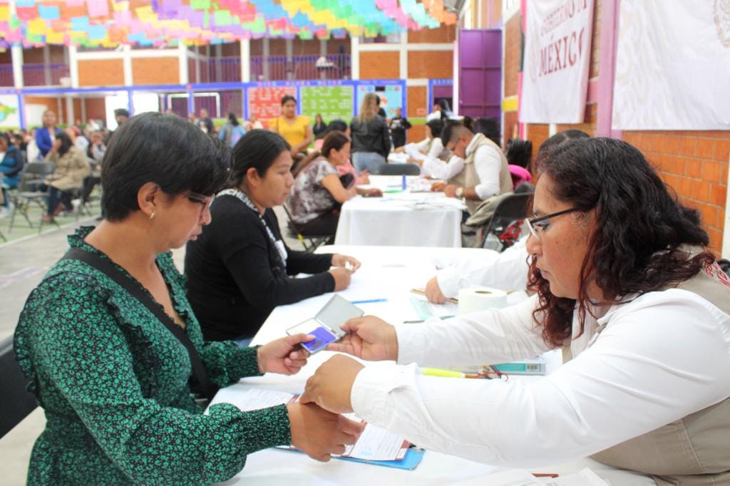 1691103067 591 ANUNCIA XOCHITL FLORES AUMENTO DE APOYO A ALUMNOS DE EDUCACION