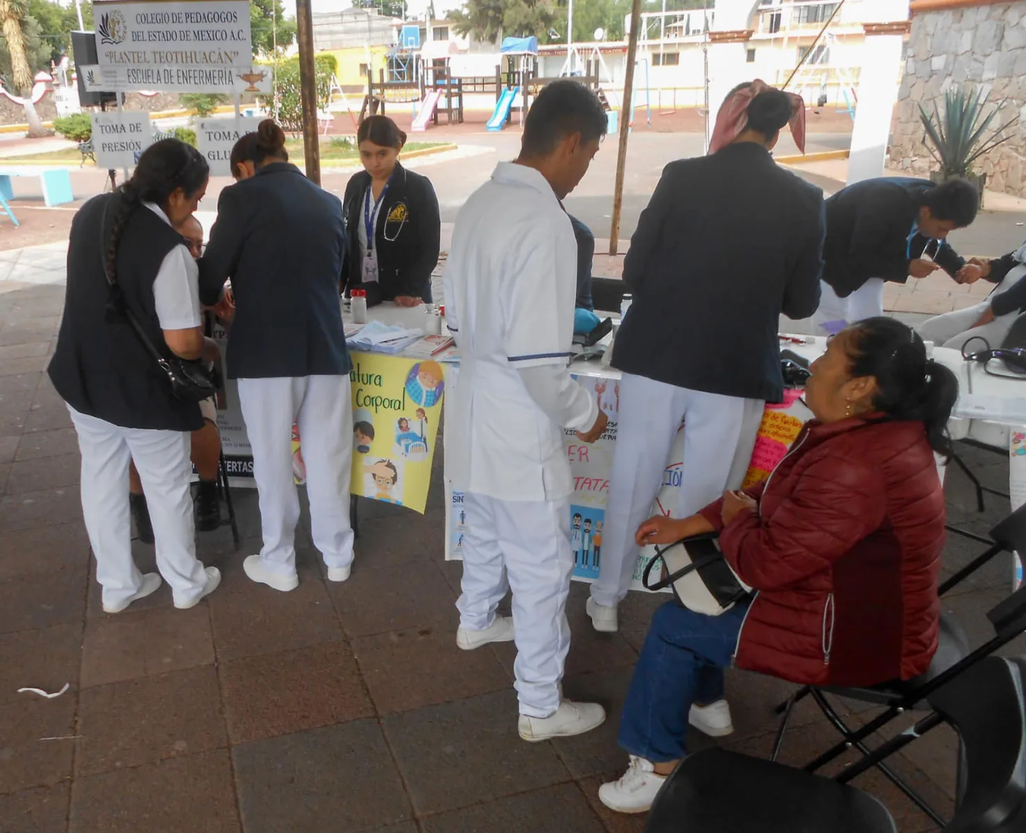 1691151630 14 Este dia se realizo la Cuarta Feria de la Salud