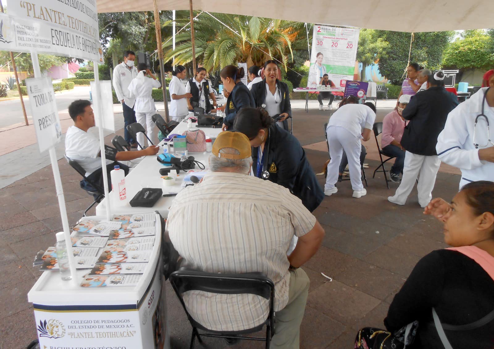 1691151635 407 Este dia se realizo la Cuarta Feria de la Salud