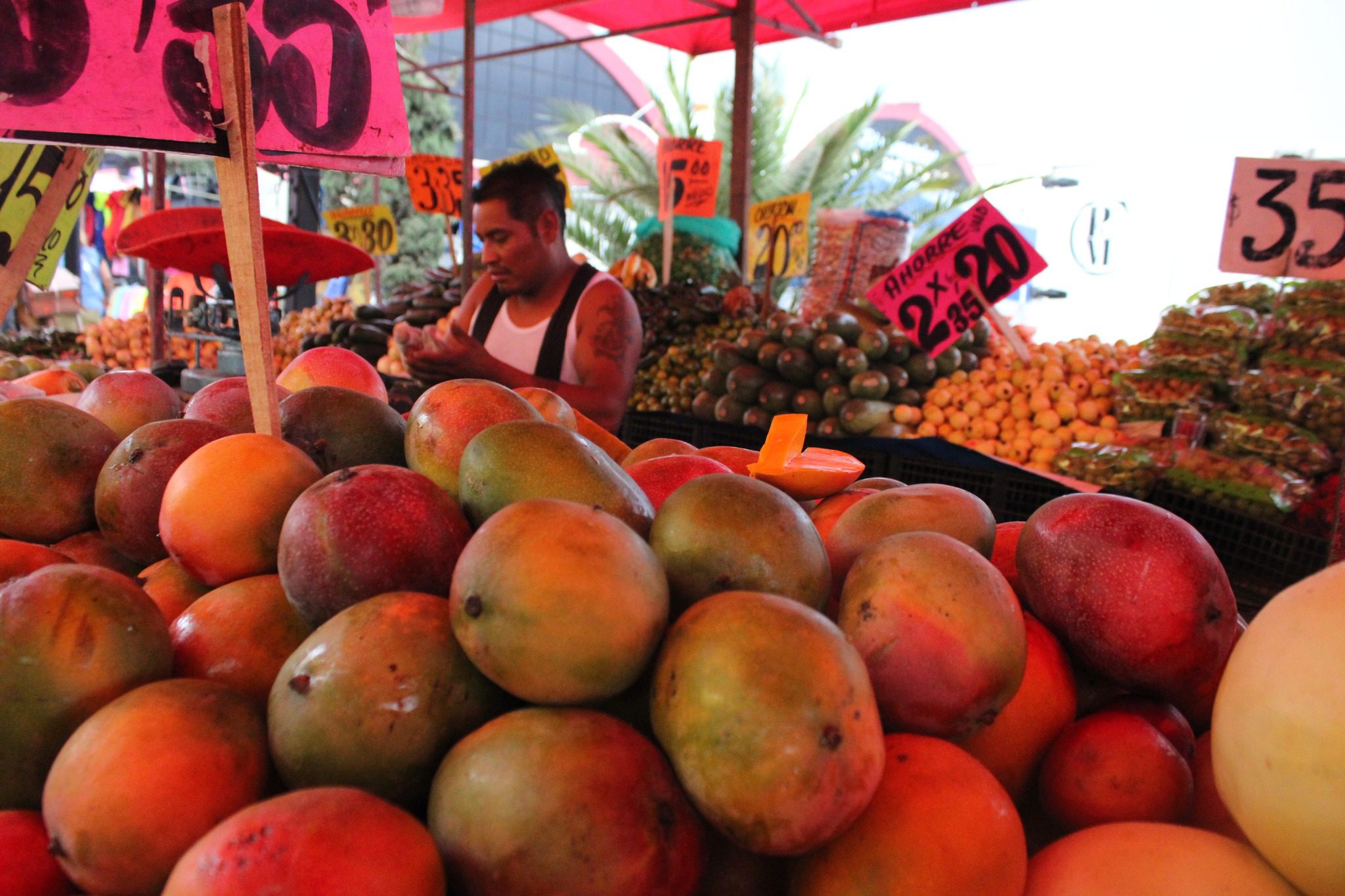 1691154586 744 ¡Hoy es viernes de tianguis en ZumpanGO Te invitamos a