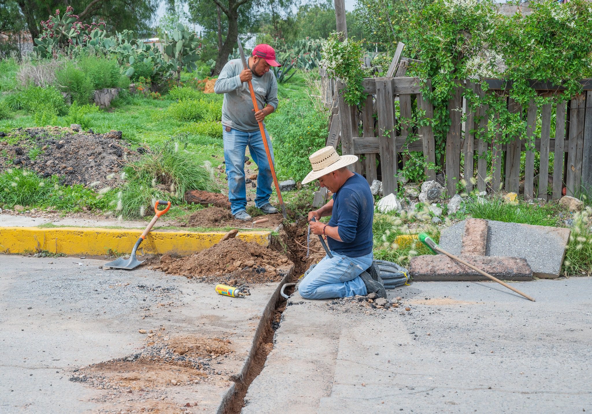 1691156469 394 ¡Manteniendo tu ciudad siempre a salvo El Equipo de Servicios