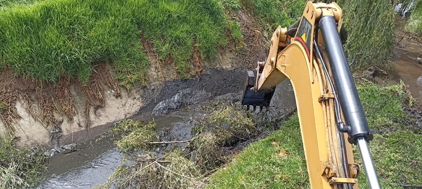 1691159837 408 Estamos trabajando en el canal de agua residual de la