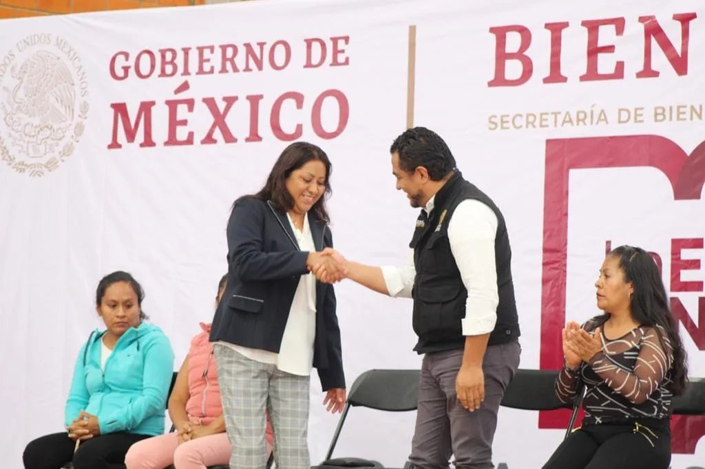 1691160694 ANUNCIA XOCHITL FLORES AUMENTO DE APOYO A ALUMNOS DE EDUCACION jpg