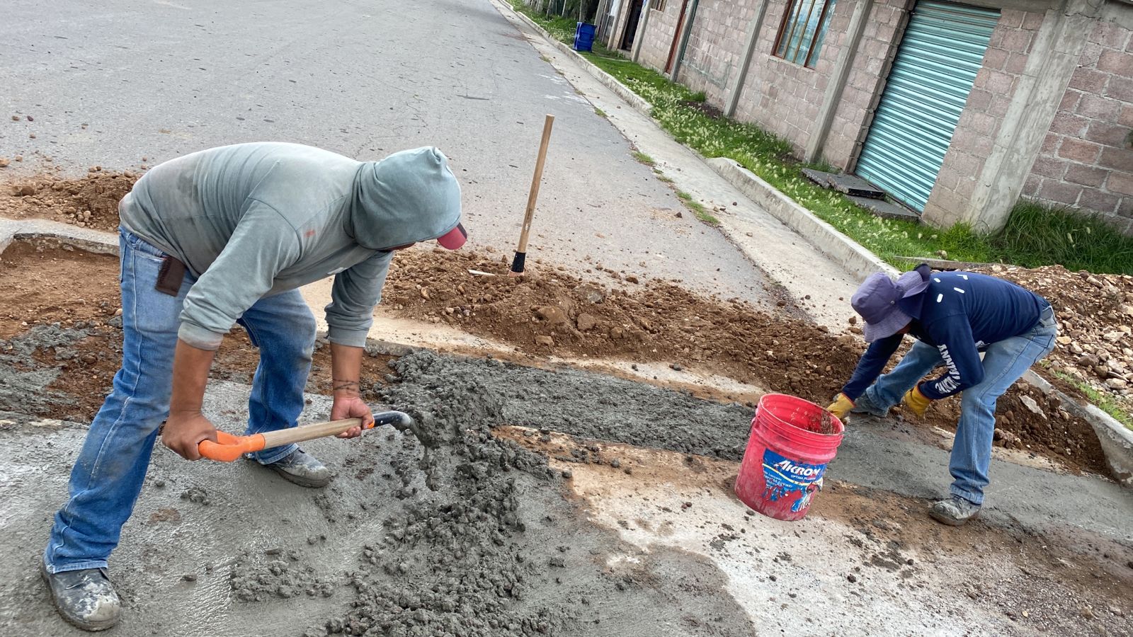 1691178614 576 ¡Cuidando cada camino de nuestra comunidad El Equipo de Servicios