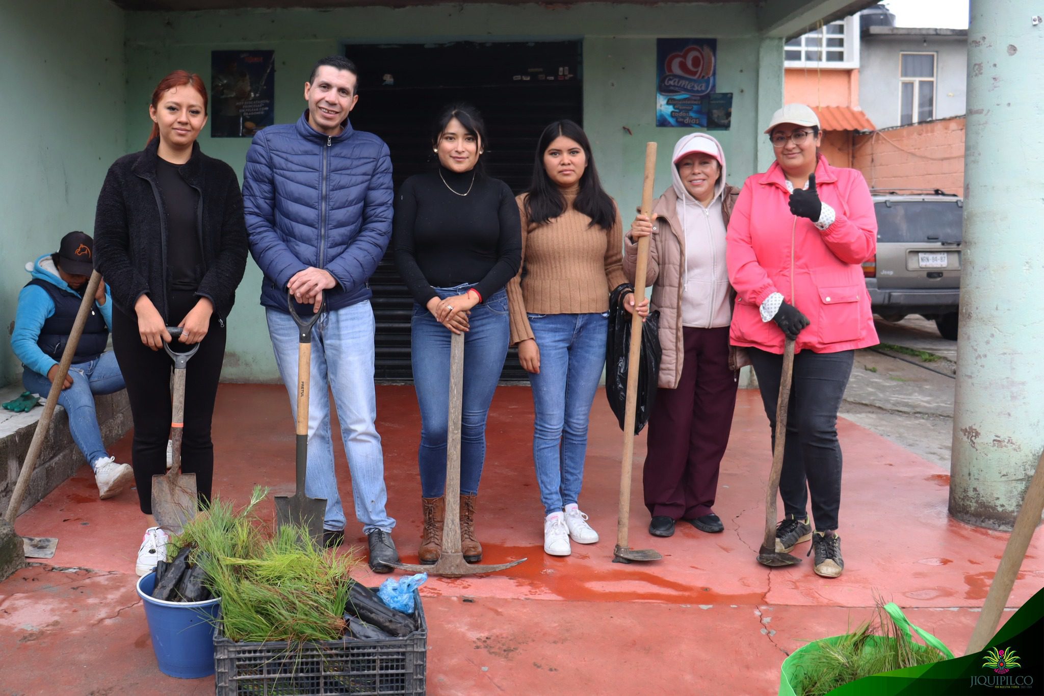 1691239519 414 Junto a la poblacion de Jiquipilco continuamos reforestando en diversos